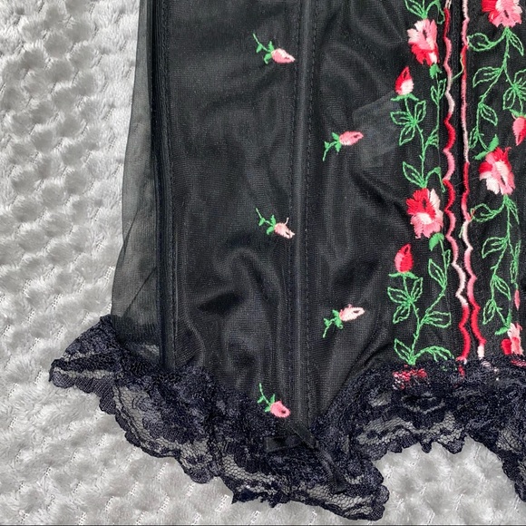 VINTAGE Rose Floral Embroidery Semi-Sheer Bustier - Picture 5 of 10